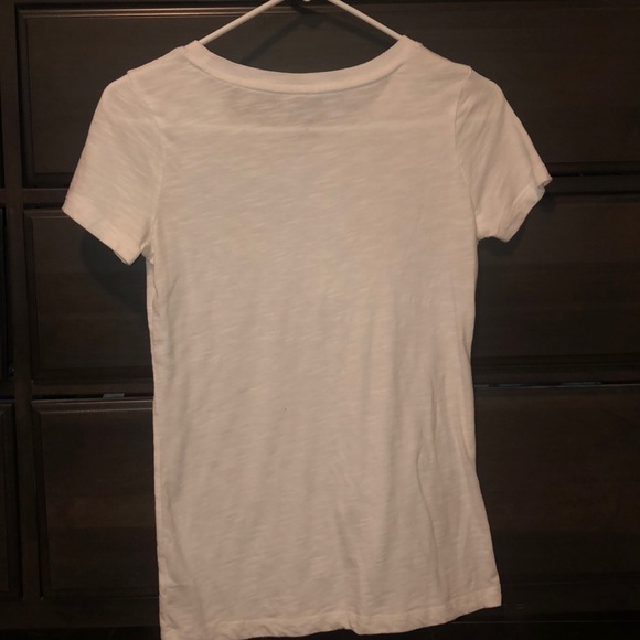 white short sleeve - Picture 2 of 3